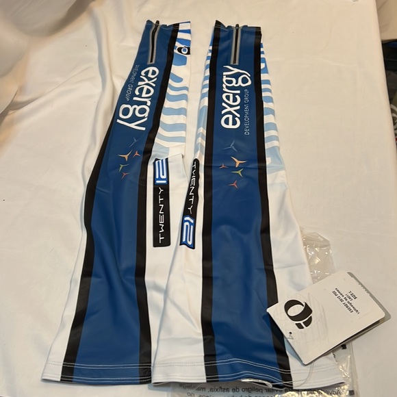 Brand new light weight bicycle leg warmers - Picture 3 of 4